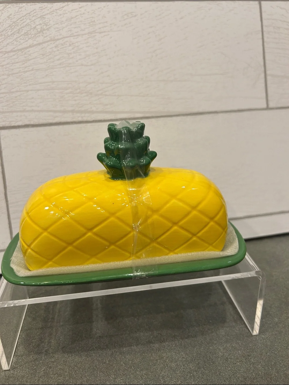 Ceramic Pineapple Butter Dish in Yellow and Green